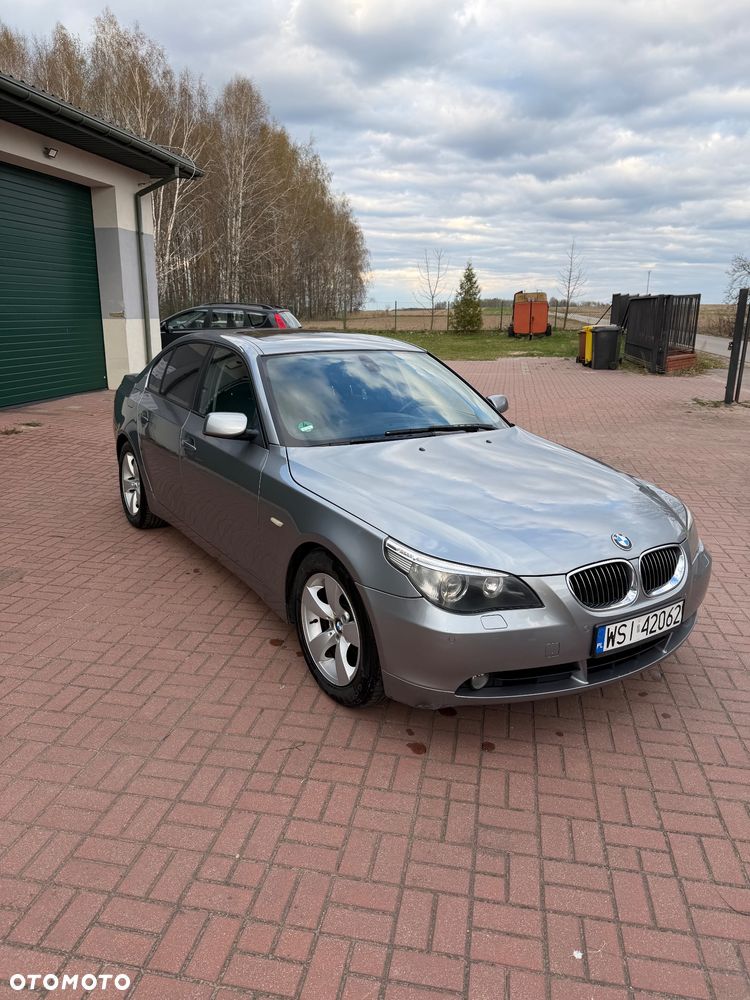 BMW Seria 5 525d - 1