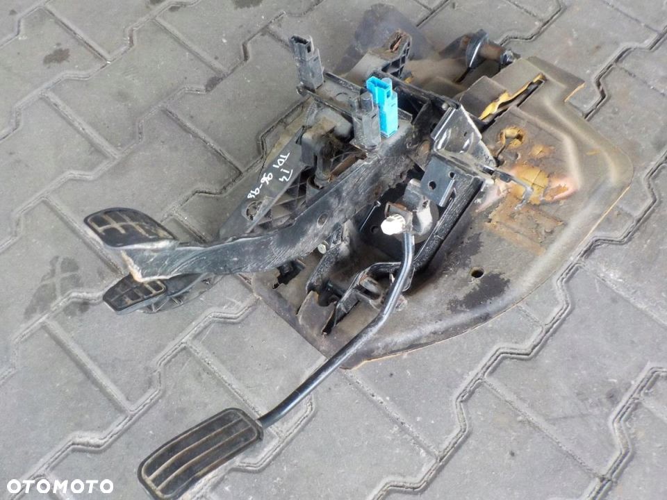 VW T4 2.5 TDI KOMPLETNE PEDAŁY PEDAŁ SPRZĘGŁA 96- - 2