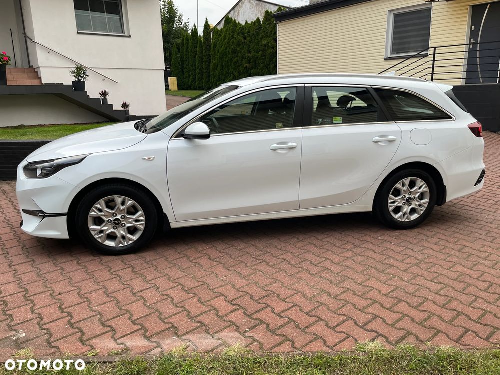Kia Ceed 1.5 T-GDI M - 5