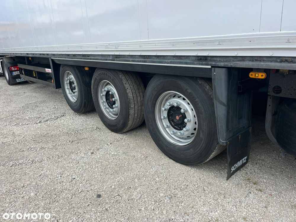 Schmitz Cargobull - 25