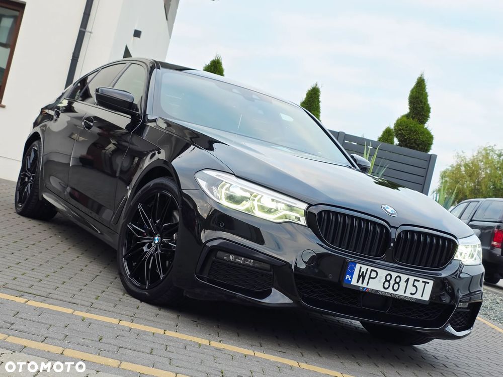 BMW Seria 5 530e iPerformance M Sport sport - 23