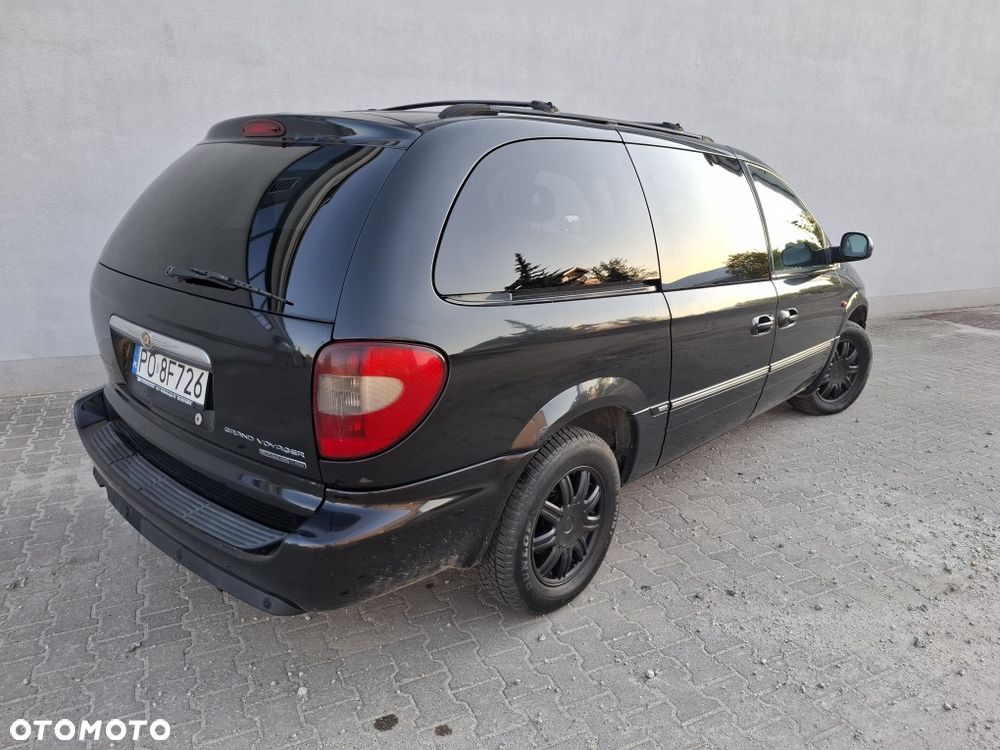 Chrysler Grand Voyager - 3