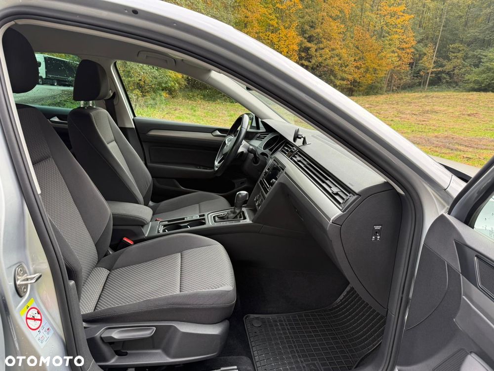Volkswagen Passat 1.5 TSI EVO Essence DSG - 27
