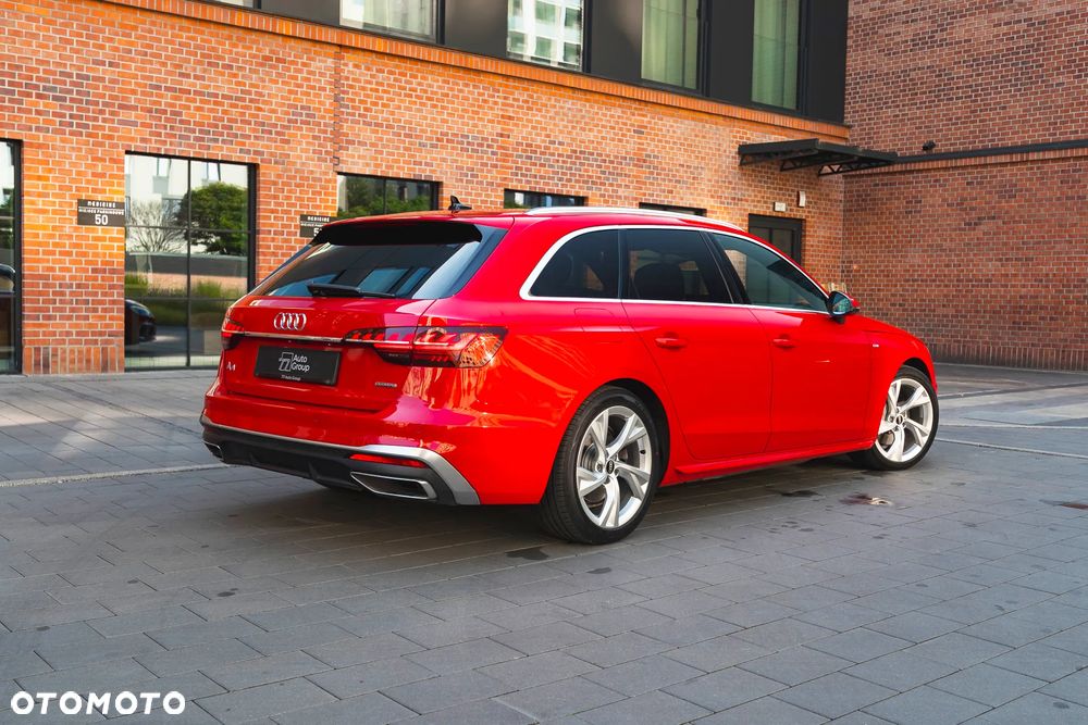 Audi A4 Avant 40 TFSI quattro S tronic S line - 28