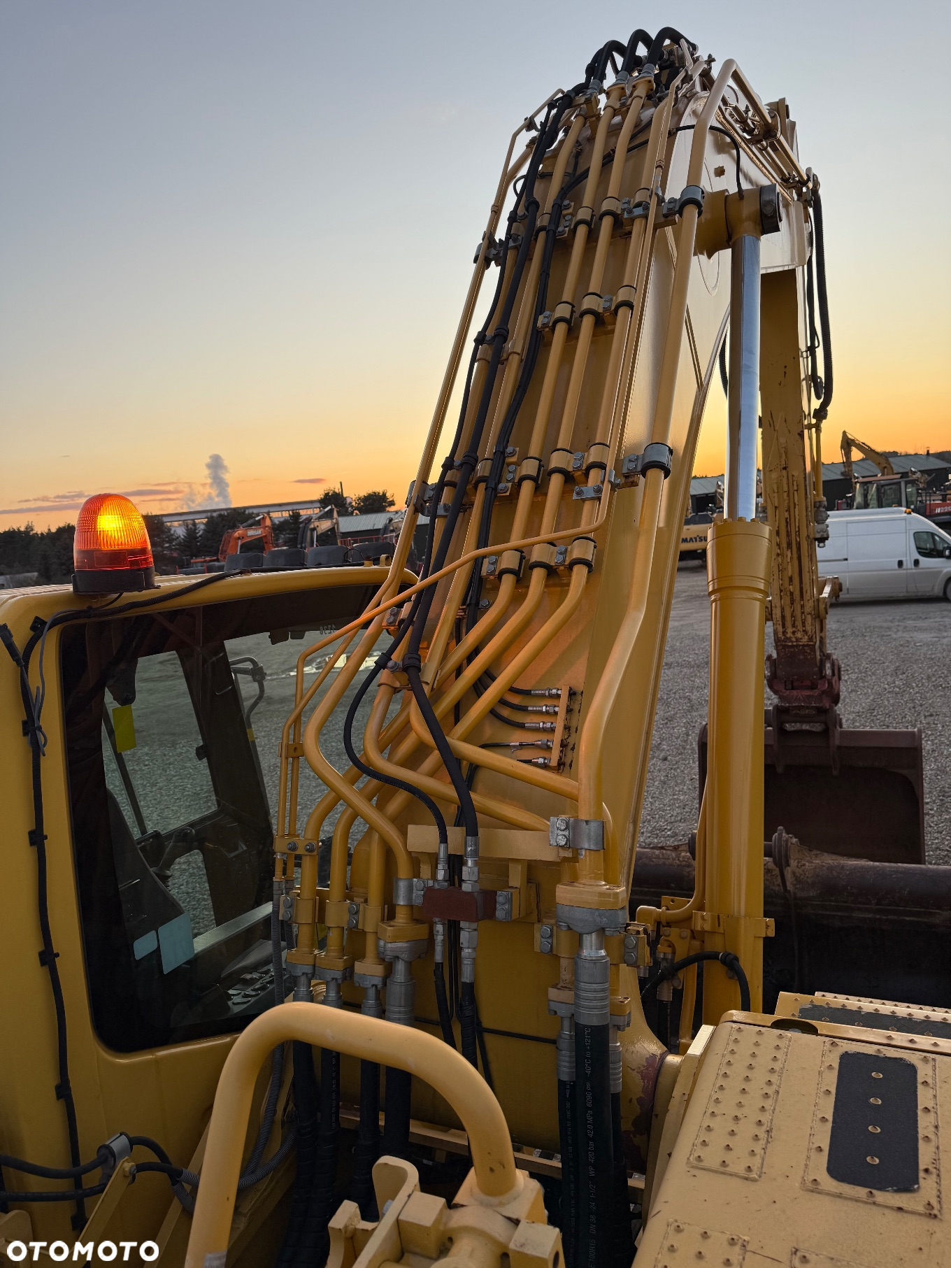 Komatsu PC 360 LC-11 - 19