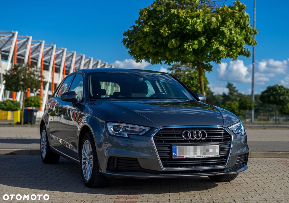 Audi A3 Sportback 1.6 TDI S tronic - 12