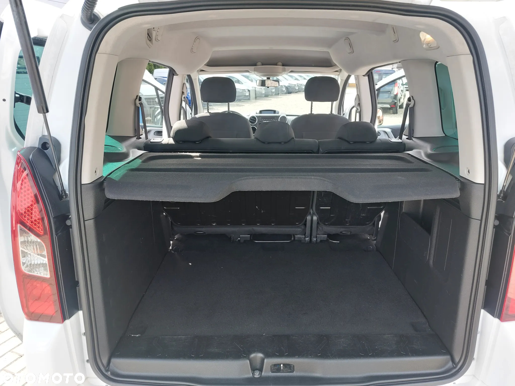 Peugeot Partner 1.6 BlueHDi Active - 17