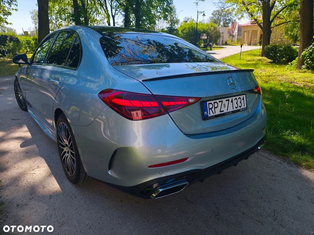 Mercedes-Benz Klasa C 220 d mHEV AMG - 10