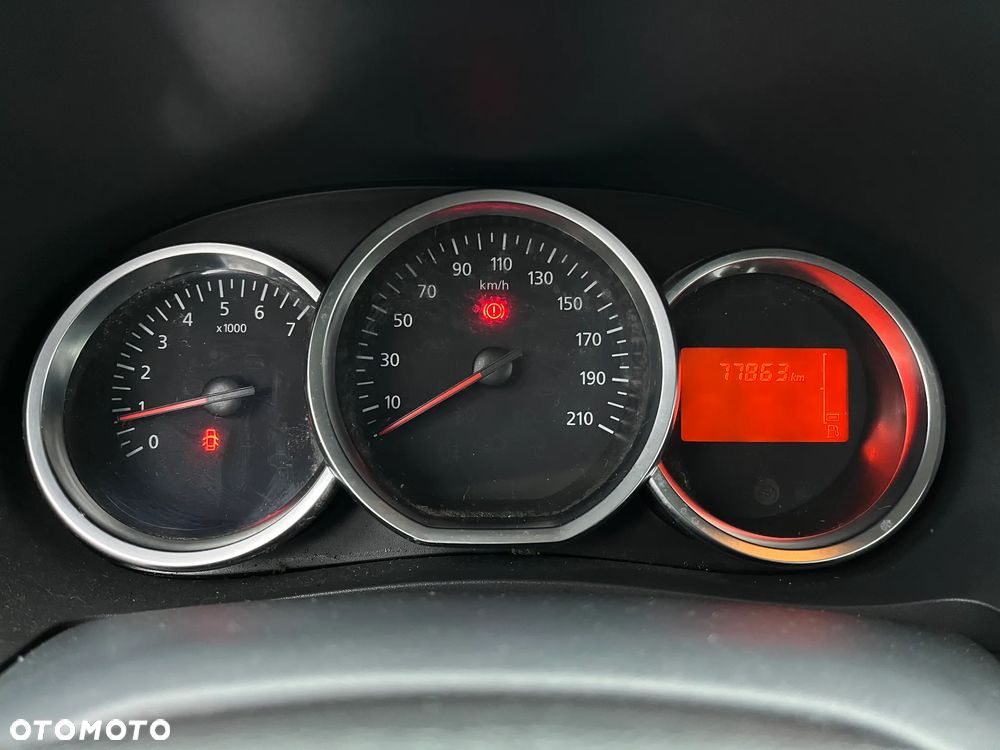 Dacia Lodgy 1.6 SCe Laureate S&S - 12