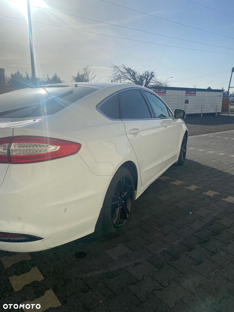 Ford Mondeo 2.0 TDCi Titanium PowerShift - 8