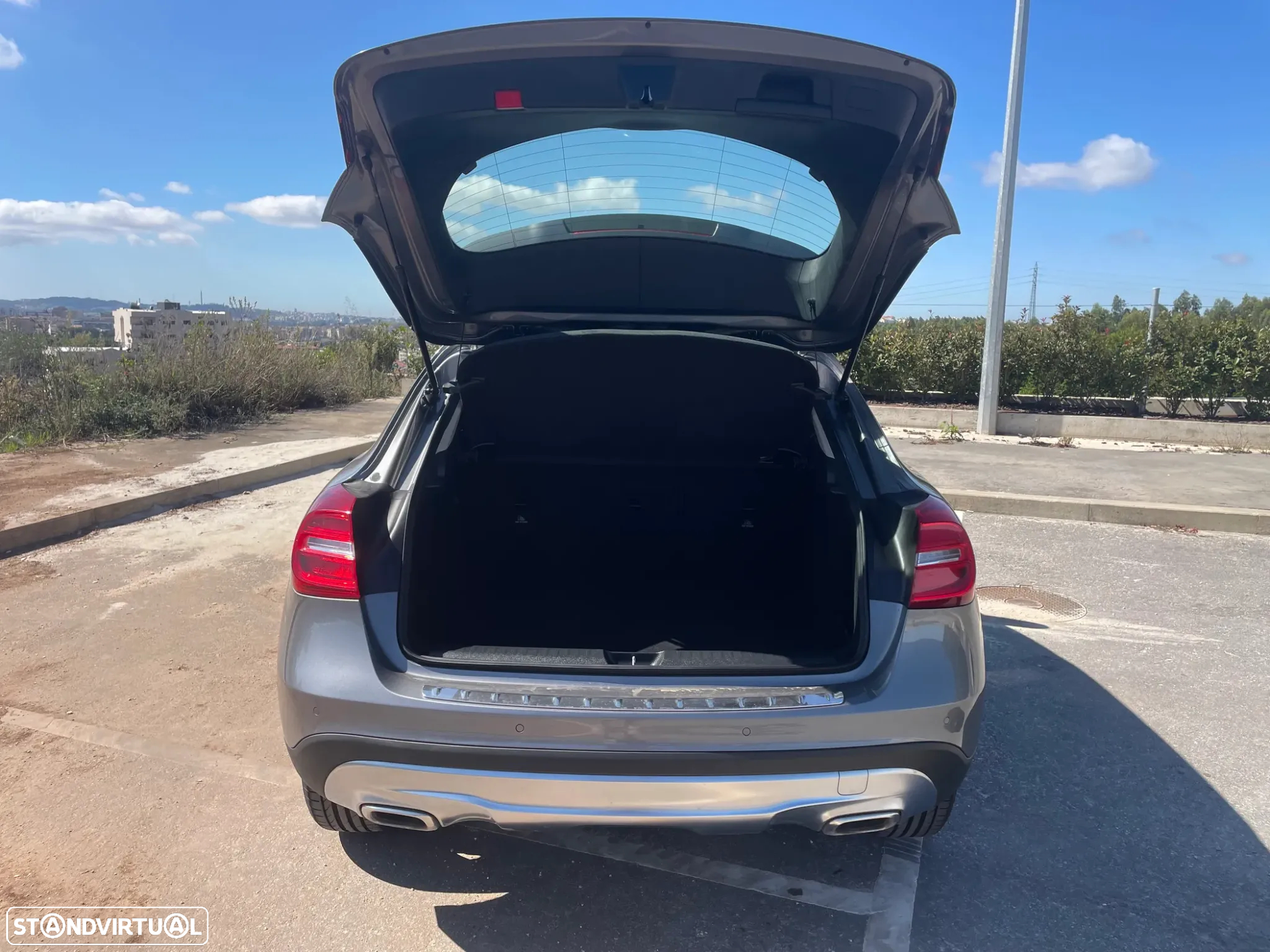 Mercedes-Benz GLA 200 CDi Urban Aut. - 16