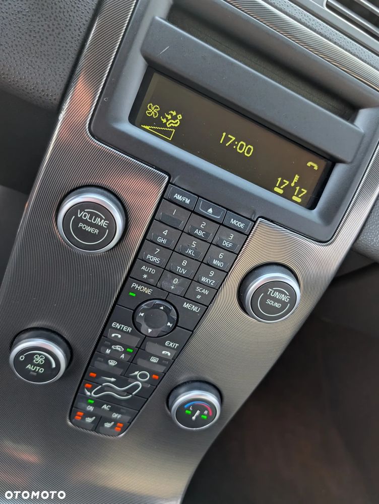 Volvo C30 D4 R-Design - 24