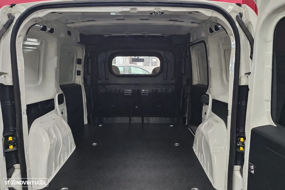 Fiat Doblo IVA DEDUTIVEL - 18