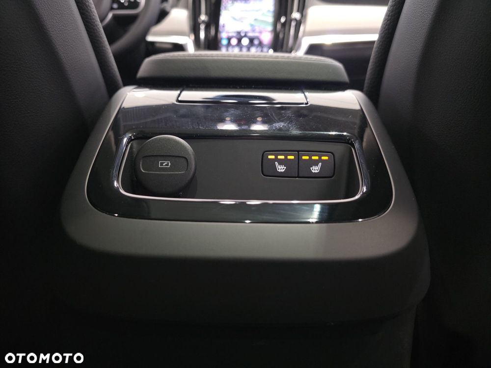Volvo V90 - 34
