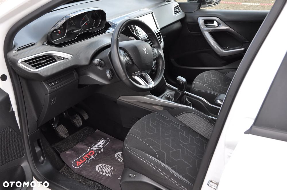 Peugeot 2008 PureTech 82 Active - 9