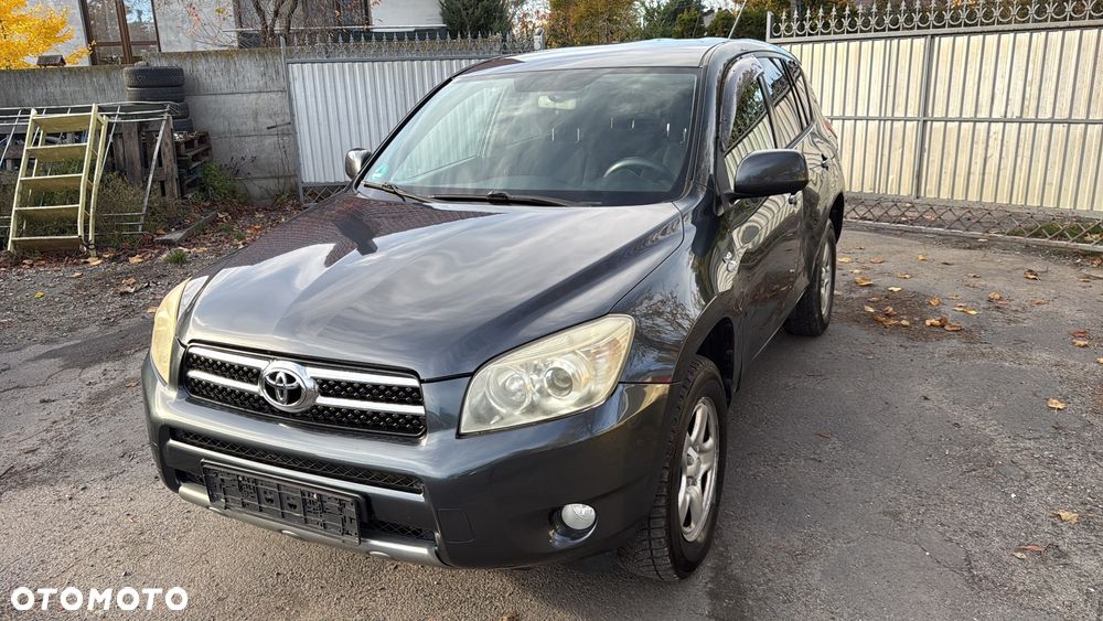 Toyota RAV4 2.2 D-4D 4x4 - 13