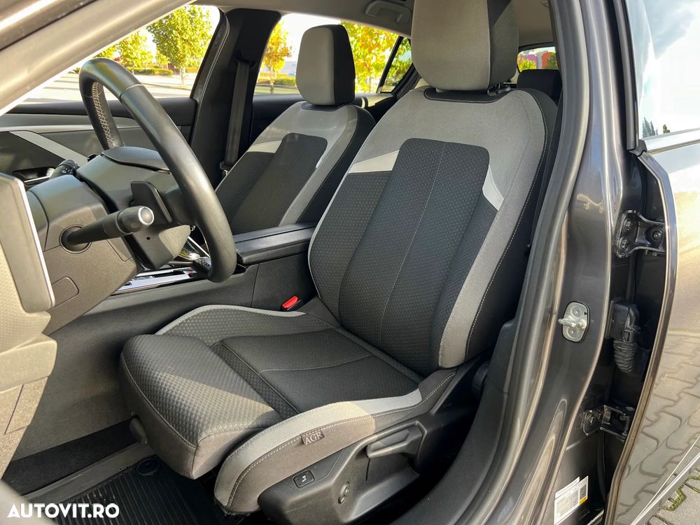 Opel Astra 1.2L Turbo Start/Stop AT8 Elegance - 9