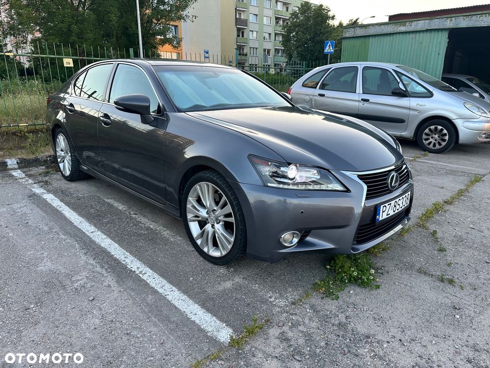 Lexus GS - 3