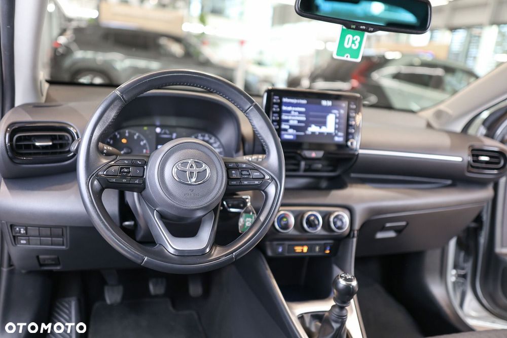 Toyota Yaris - 21