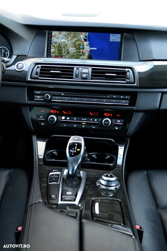 BMW Seria 5 520d Aut. - 19