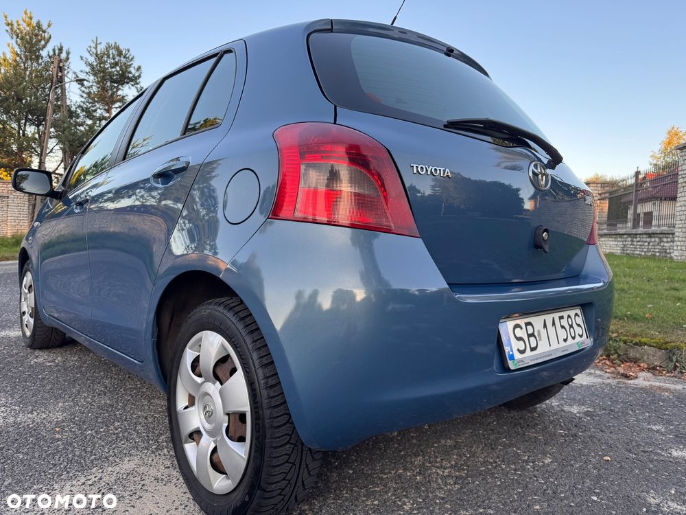 Toyota Yaris 1.0 Terra - 4