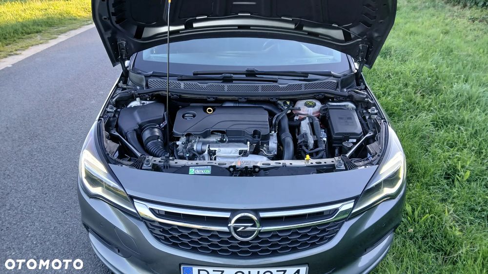 Opel Astra 1.4 Turbo Business - 23