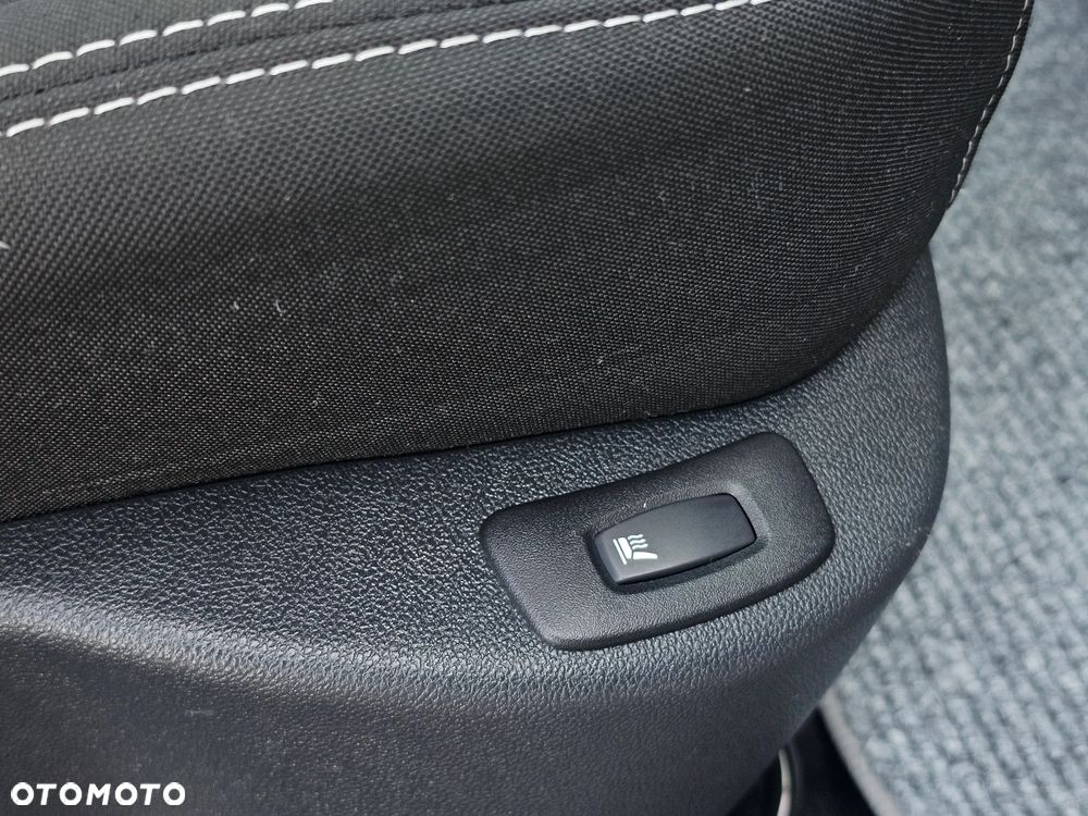 Renault Clio ENERGY TCe 120 EDC LIMITED 2018 - 20