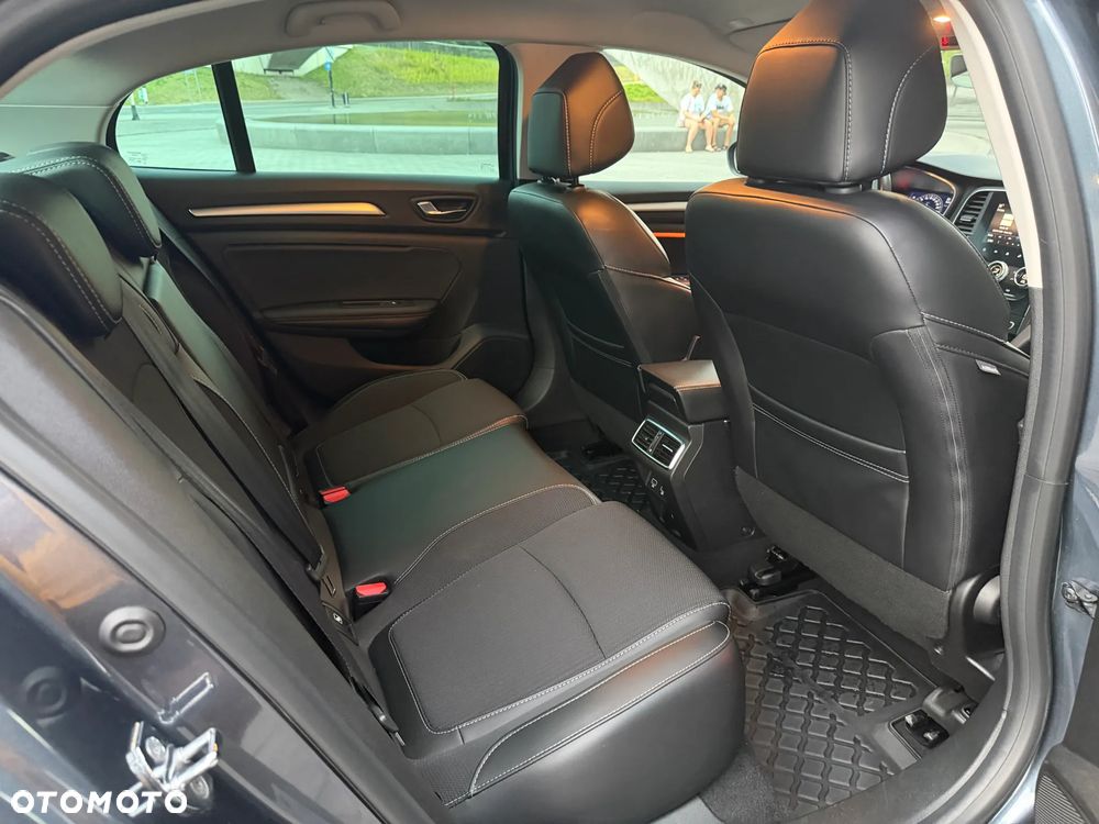 Renault Megane 1.3 TCe Intens EDC - 15
