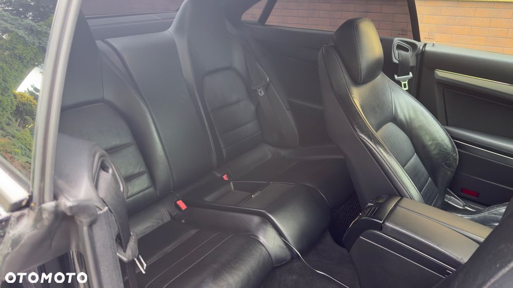 Mercedes-Benz Klasa E 350 CGI BlueEffICIENCY - 18