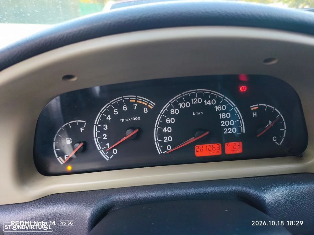 Fiat Palio Weekend 16V - 6