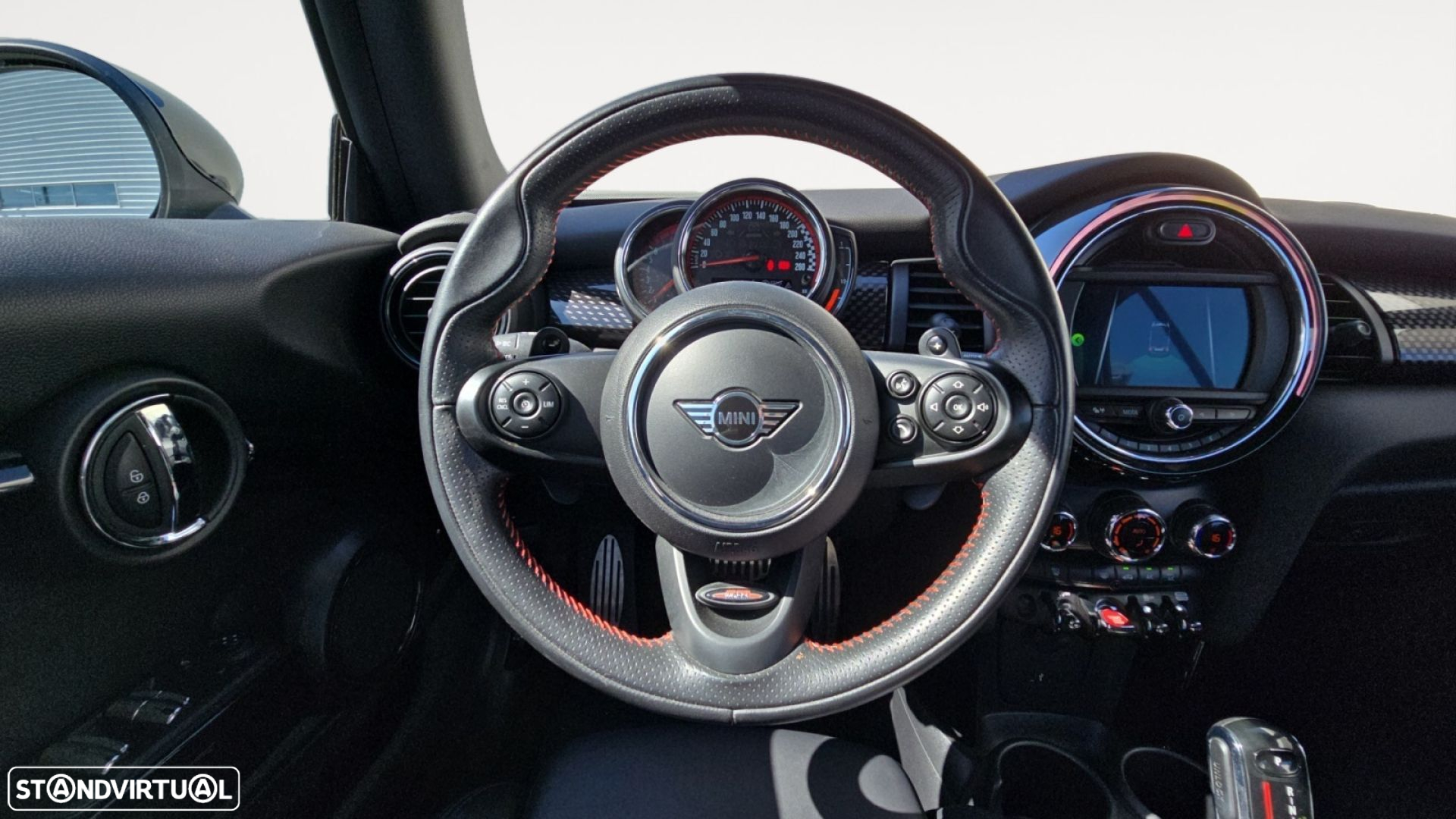 MINI Cabrio John Cooper Works Auto Desportiva - 12