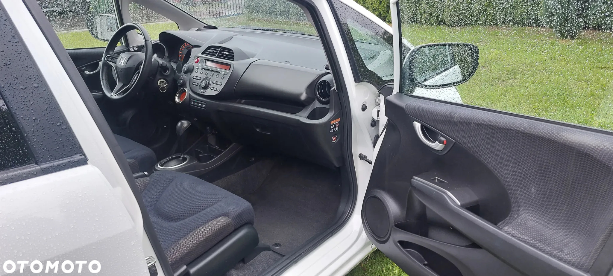 Honda Jazz 1.4 i-VTEC CVT Comfort Plus - 24