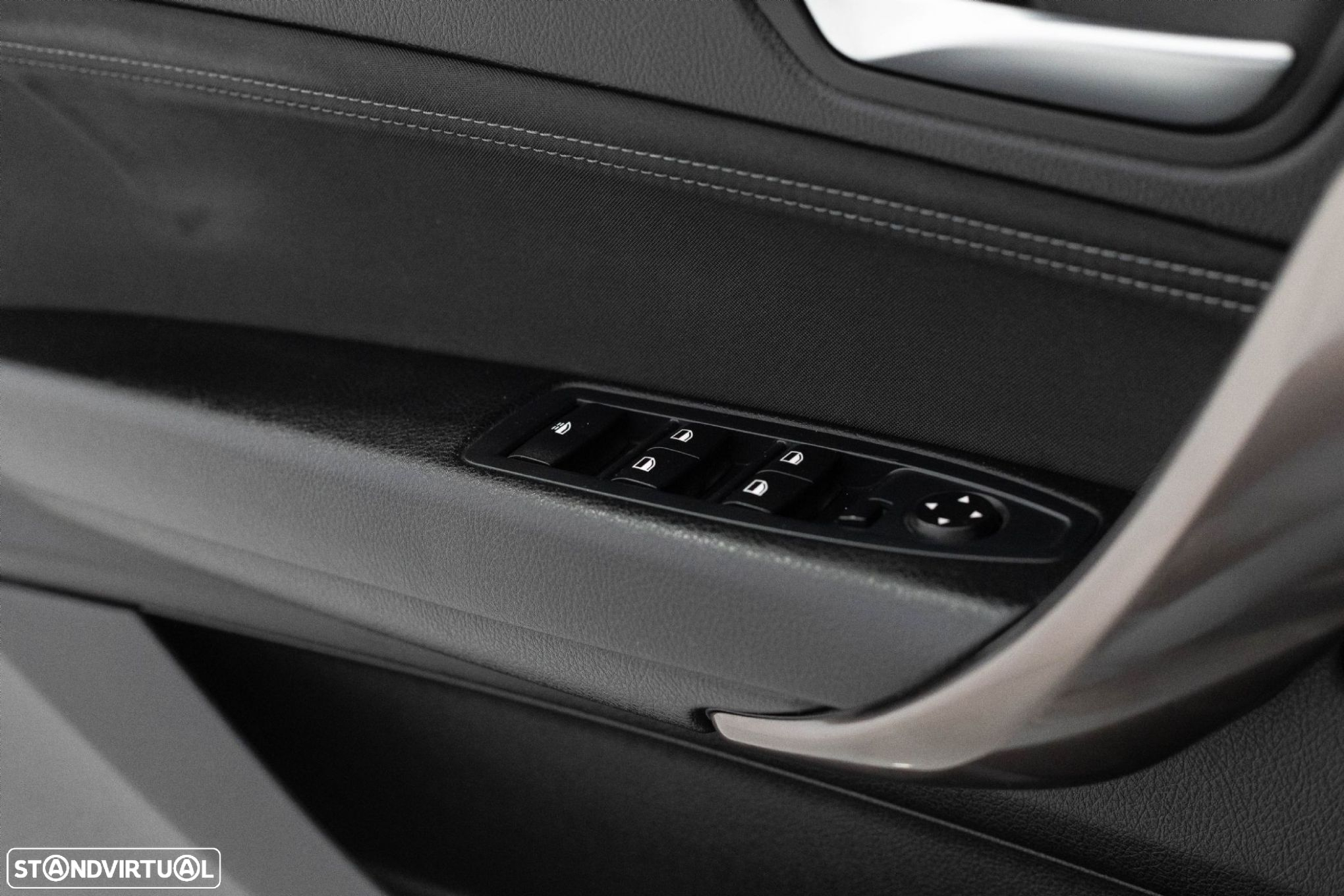 BMW 218 d Cabrio Line Sport - 32