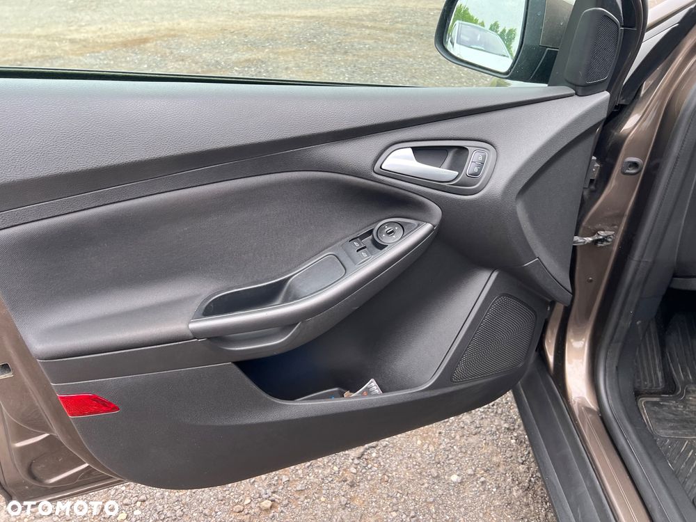 Ford Focus 1.0 EcoBoost Titanium ASS - 16
