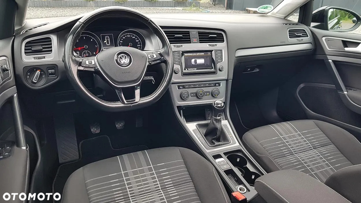 Volkswagen Golf Variant 2.0 TDI BlueMotion Technology Lounge - 23