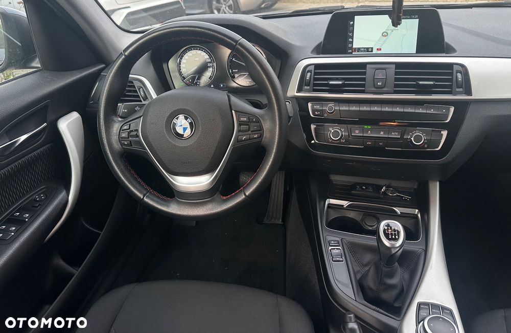 BMW Seria 1 116d - 23