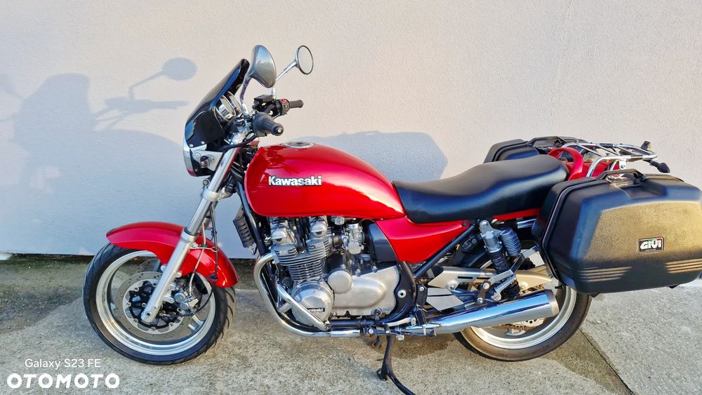 Kawasaki Zephyr - 4