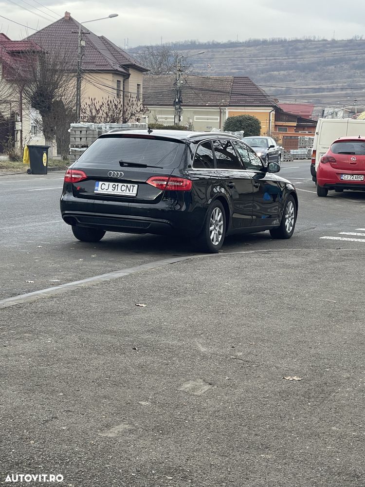 Audi A4 2.0 TDI DPF multitronic S line Sportpaket - 10