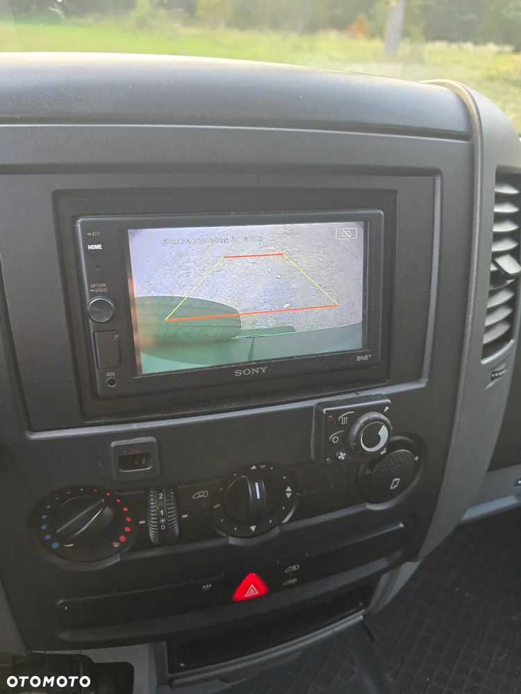 Mercedes-Benz Sprinter - 39