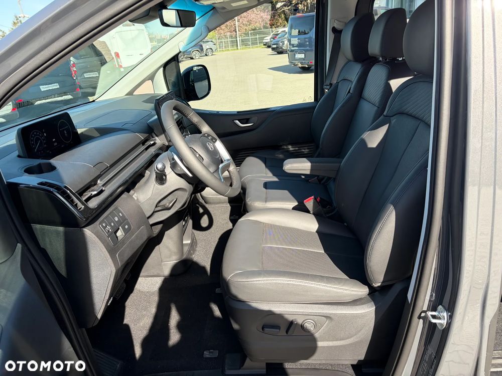 Hyundai Staria 1.6 T-GDI HEV Smart VIP - 9