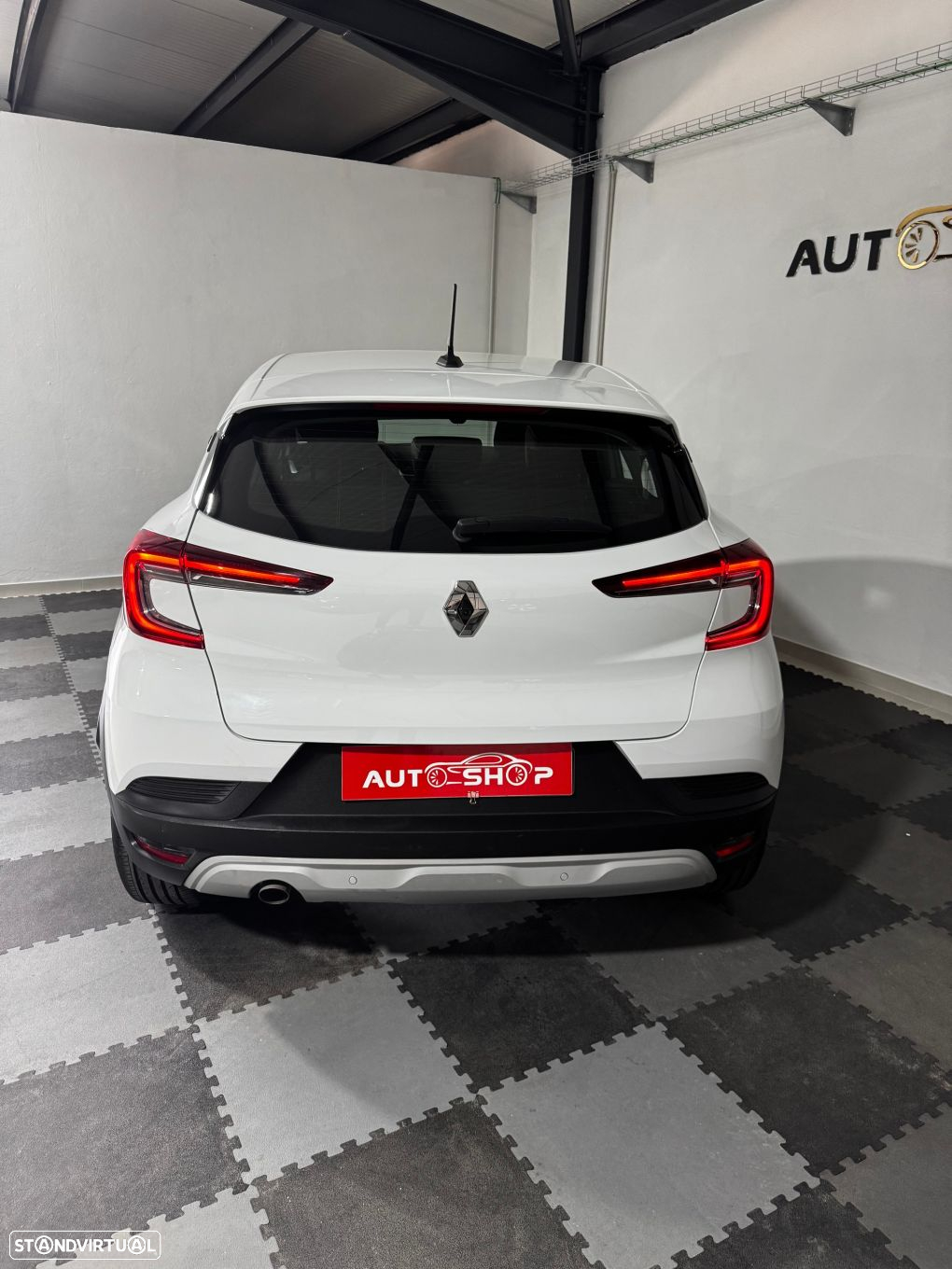 Renault Captur 1.0 TCe Exclusive Bi-Fuel - 25