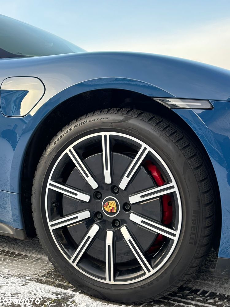 Porsche Taycan GTS - 4