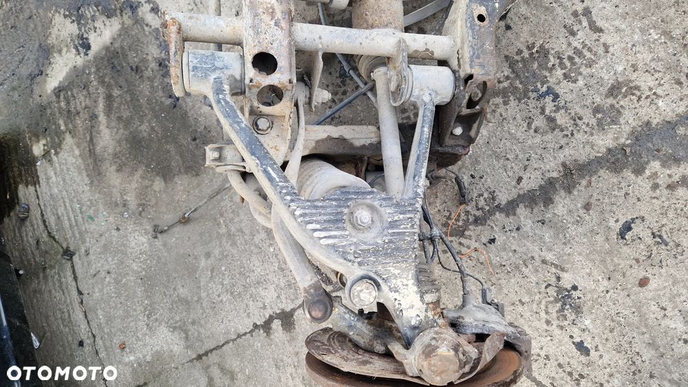 MERCEDES ML W163 WAHACZ TYLNY DOLNY LEWY - 1