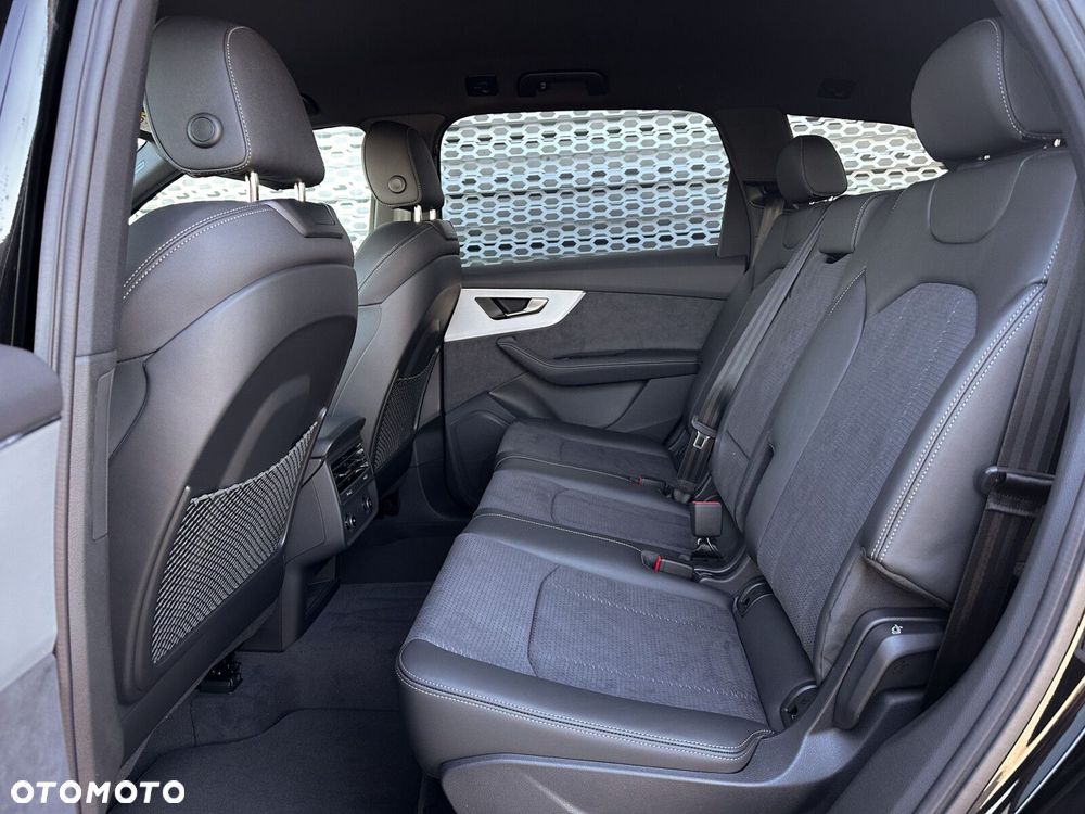 Audi Q7 - 32