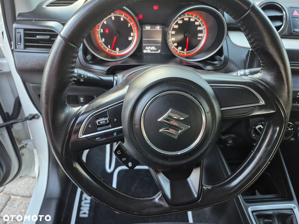 Suzuki Swift - 7