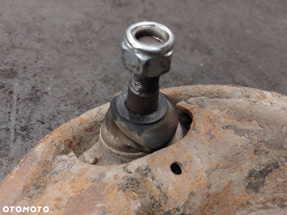 WAHACZ LEWY PRZÓD + PRAWY PRZÓD KIA BONGO K2700 II LIFT - 3