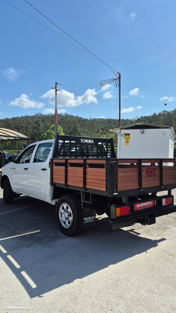 Toyota Hilux - 4
