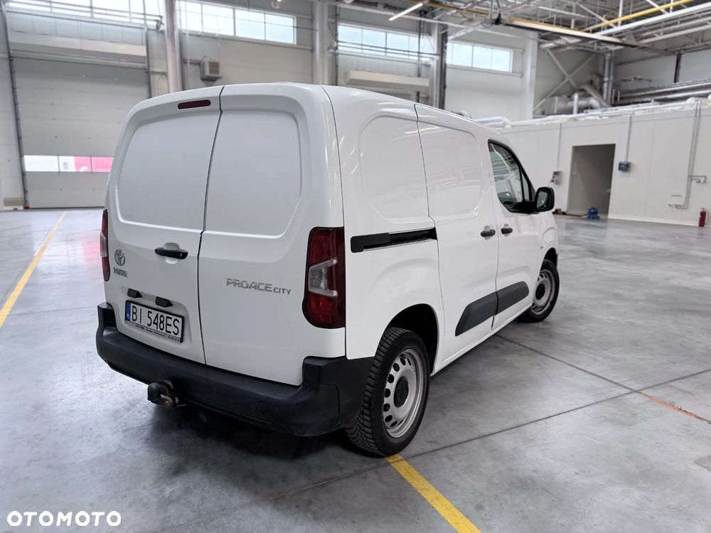 Toyota Proace City - 4