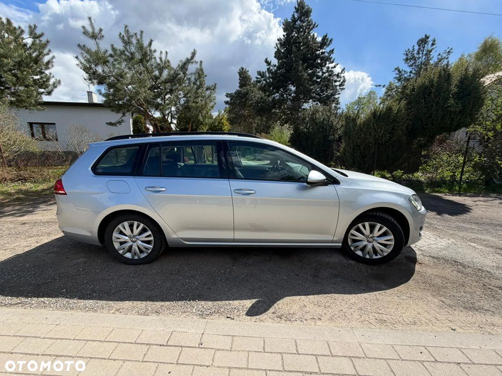 Volkswagen Golf Variant 2.0 TDI (BlueMotion Technology) Comfortline - 4