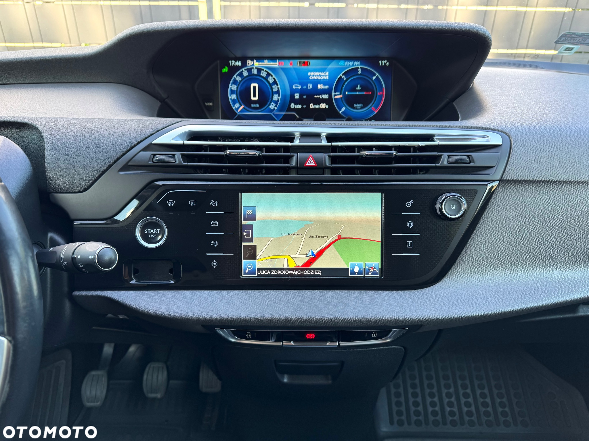 Citroën C4 Picasso BlueHDi 150 Business Class - 13
